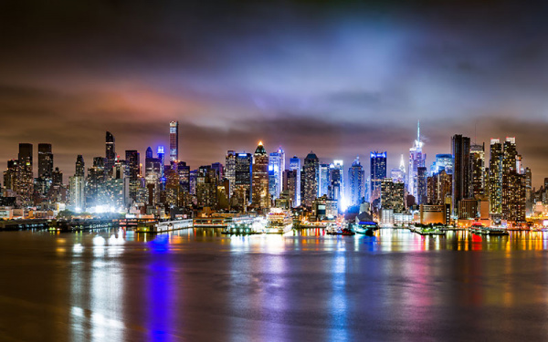 Самосветящиеся 3D фотообои 130*208см Ночной город/010-002-018