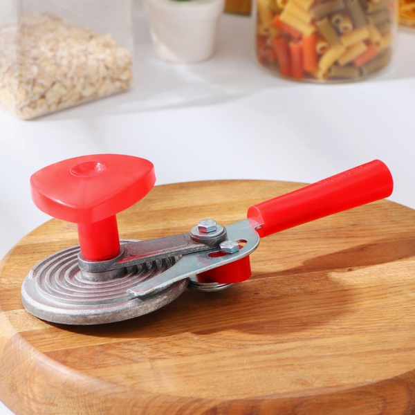 Закаточная машинка «Хозяюшка», улитка, цвет фиолетовый/4361278