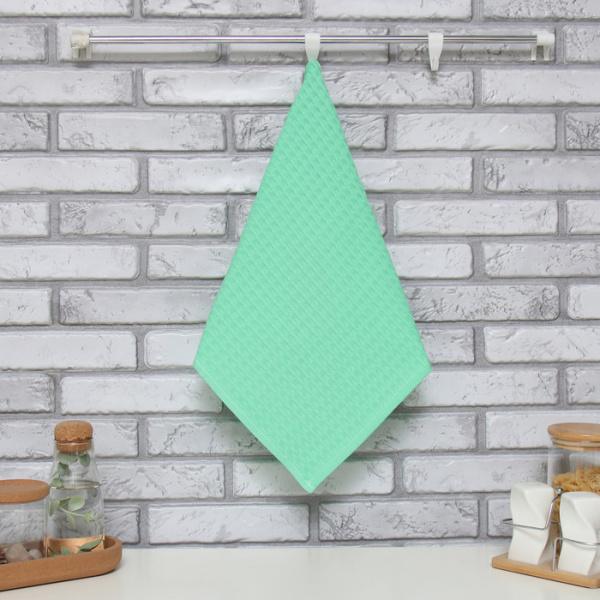 Полотенце цв. салатовый 35х60 см, 100% хл., крупная вафля 220 г/м2 /7323016