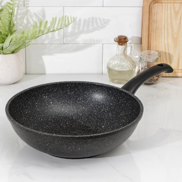Сковорода WOK Доляна «Элит», d=28 см, пластиковая ручка, антипригарное покрытие, цвет чёрный/6963993