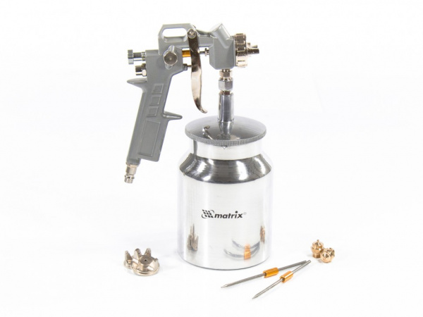 Краскораспылитель пневматический с нижним бачком V=1,0 л + сопла  диаметром 1.2, 1.5 и 1.8 мм/57316
