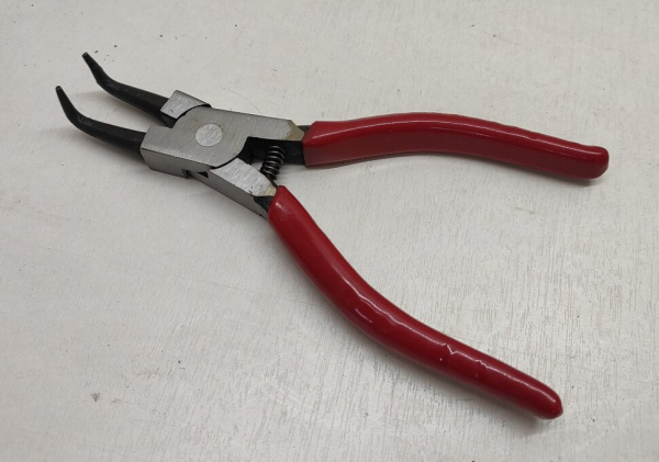 Съемник стопорных колец 100мм ( г образ )