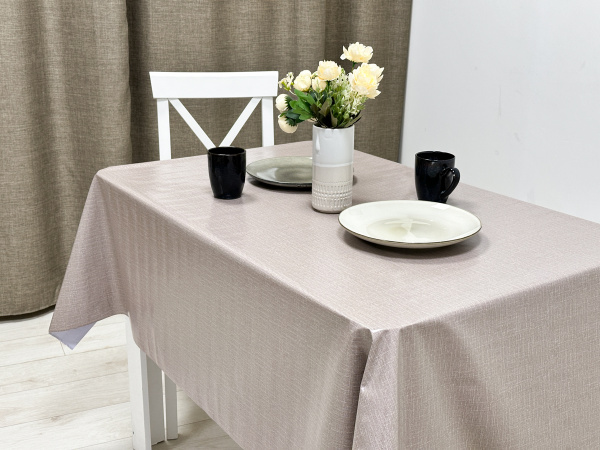 КЛЕЕНКА ПОЛЛИ 140 СМ БРЮГГЕ