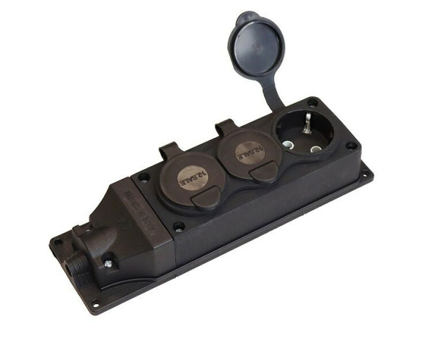 Колодка ОУ тройная 3гн. с загл. каучук 2P+PE 1x16A 220-240V IP44 черн. (Турция) E1M