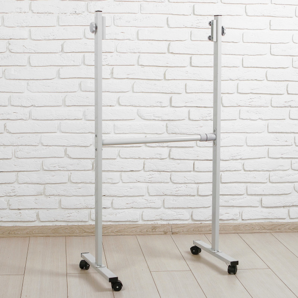 Подставка на колёсиках, регулируемая, для доски 60 — 100 см /3048052