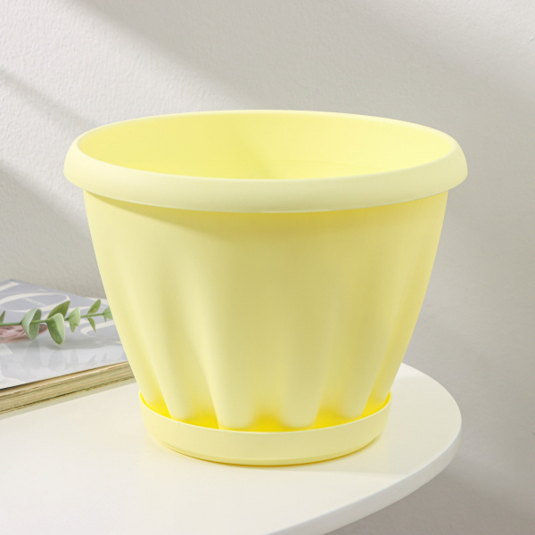 Горшок для цветов с поддоном «Знатный», 3,9 л, d=22,5 см, цвет жёлтый/9243604