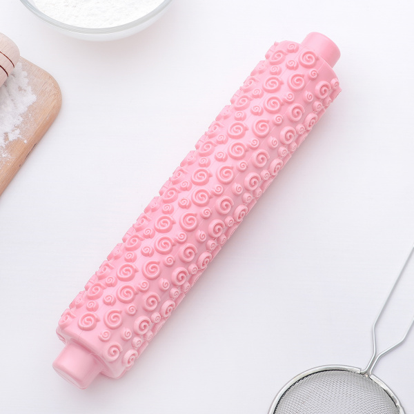 Скалка фактурная "Завитки" 23х5 114597