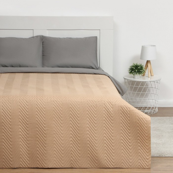 Покрывало 2сп Экономь и Я 180*210±5см, цв. бежевый, микрофайбер,210 г/м2,100% п/э /7581331