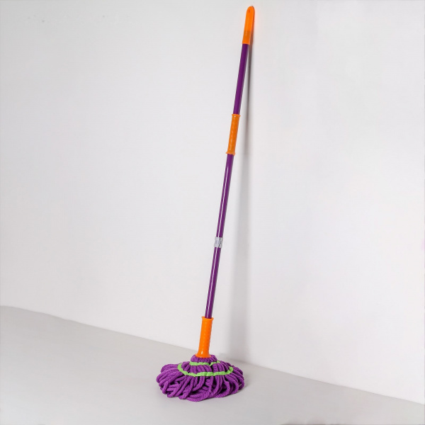 Швабра для мытья пола с отжимом, насадка из микрофибры, цвет МИКС/ 142471