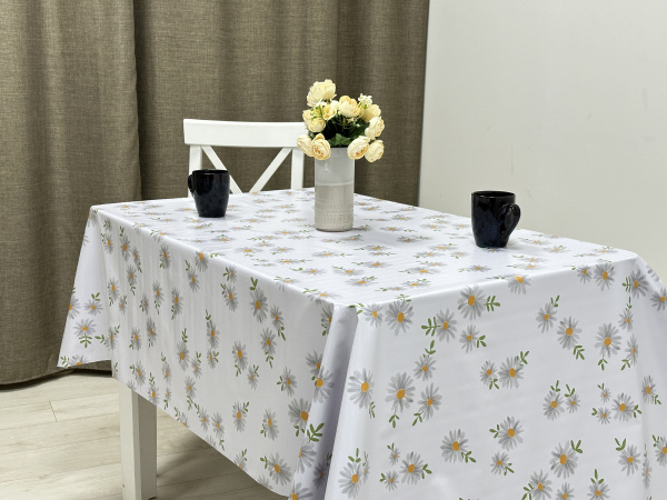 КЛЕЕНКА ПОЛЛИ 140 СМ ПОЛЯНА С РОМАШКАМИ