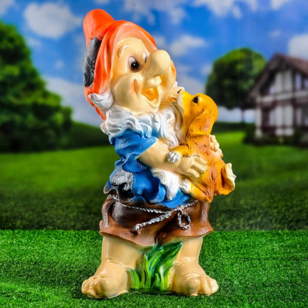 Садовая фигура "Гном с собачкой" 23х22х46см /1090074