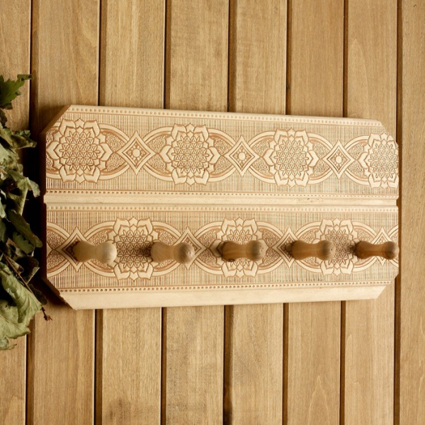 Вешалка 5 крючков из липы горячего тиснения,рисунок верона 17,8х40см 4410451