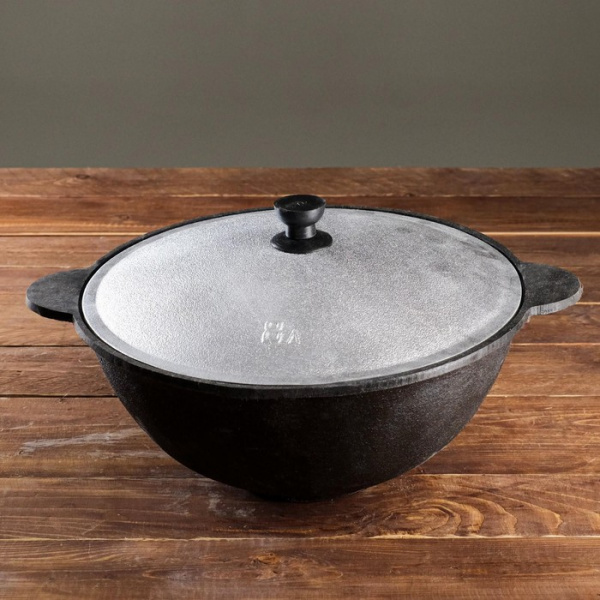 Казан чугунный, 8 л, плоское дно, алюминиевая крышка/2737151