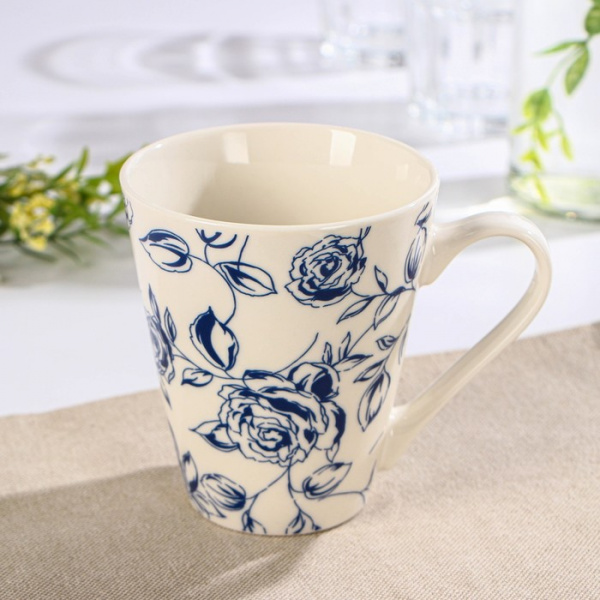 Кружка фарфоровая «Розалия», 300 мл, цвет белый /2421413