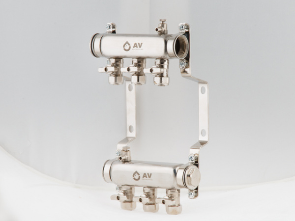 Коллекторная группа AVE134, 3 вых. AV Engineering (AVE13400103)