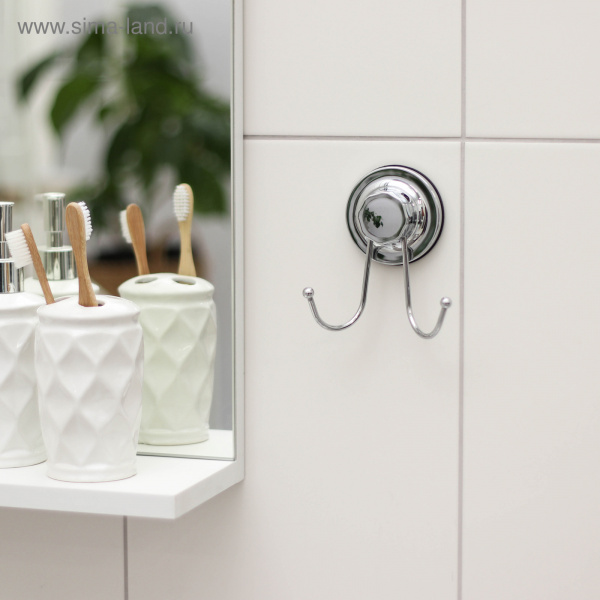 Крючок настенный двойной на вакуумной присоске, цвет хром /2619252