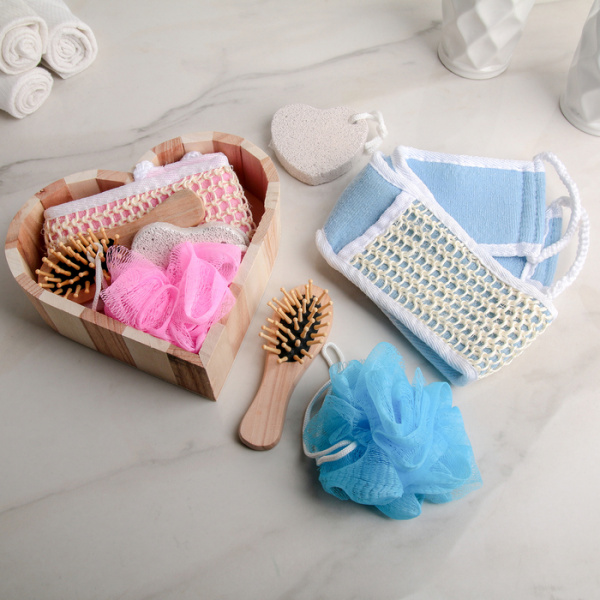 Набор банный подарочный, 4 предм. (2 мочалки, расческа, пемза) МИКС 1290505