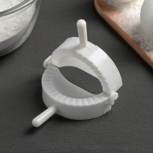 Форма для лепки пельменей d 7см 101920