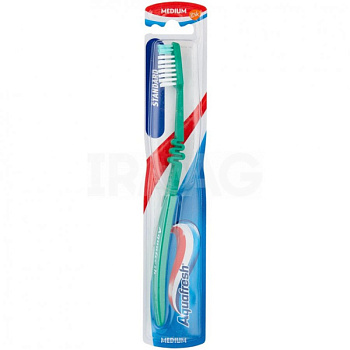 Зубная щетка Aquafresh Standard средняя